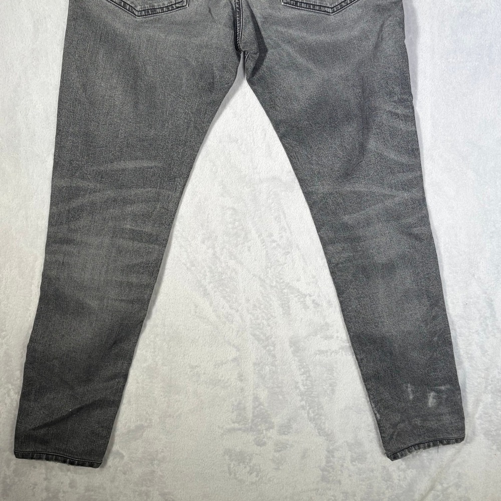 Diesel Grey Wash Slim Tapered Jeans Mens Size 30 Five Pocket Denim Faded Black - Picture 11 of 13